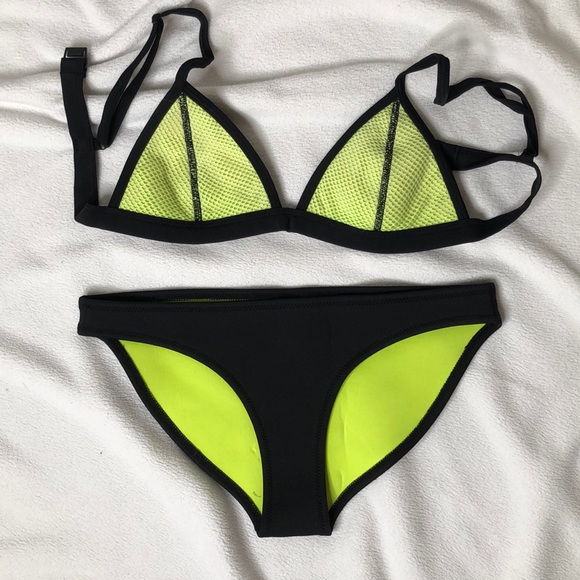Bathing suit top